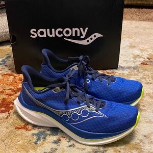 Saucony Endorphin Speed 5, M8.5